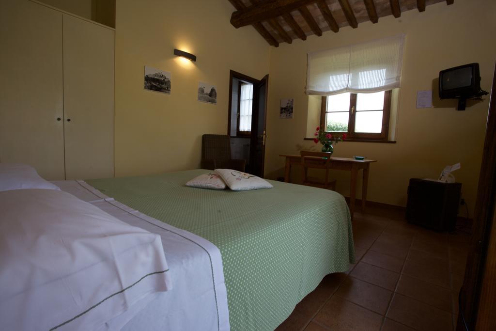 Bio Agriturismo Il Torrione Saturnia Værelse billede