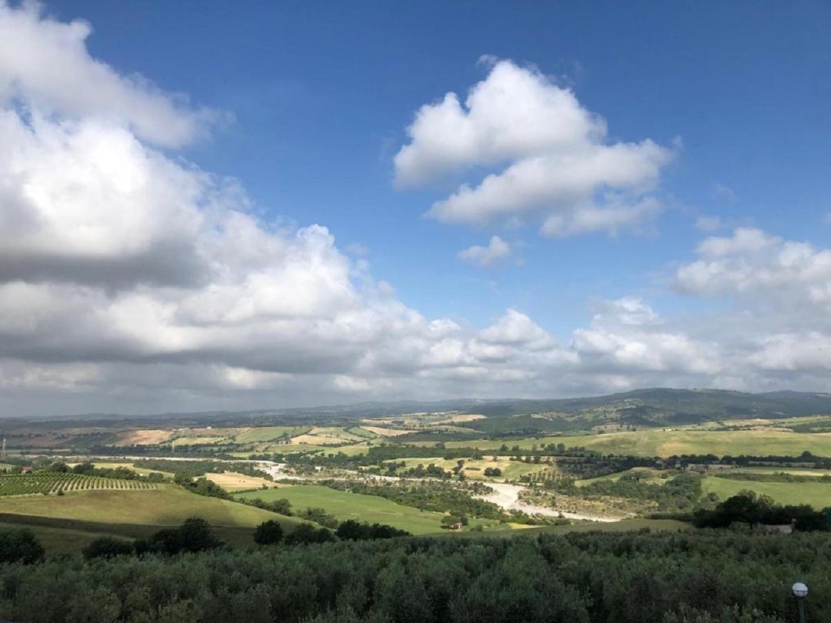 Bio Agriturismo Il Torrione Villa Saturnia Eksteriør billede